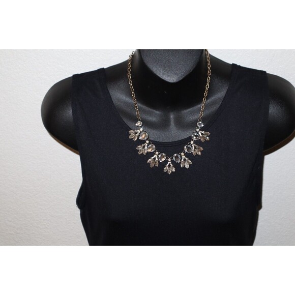 VTG Teardrop Clear Crystal Rhinestone Necklace Choker Gold Tone Tri-Leaf Shape - Picture 2 of 8